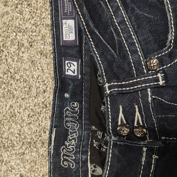 Miss Me Women's Boot Cut Jeans Size 29W x 33L - Picture 8 of 9